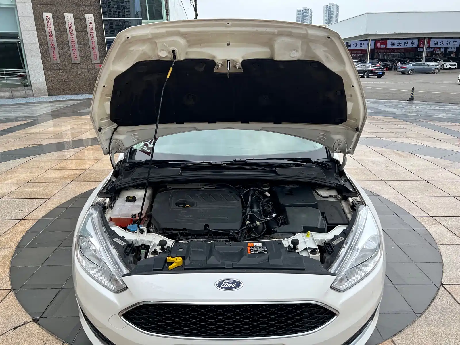 Фото 18 - Ford Focus