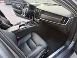 Photo 12 - Volvo V90