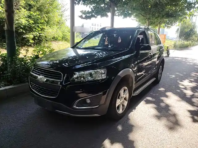  Chevrolet Captiva 2015 2.4L 2WD Urban Edition 5-seater