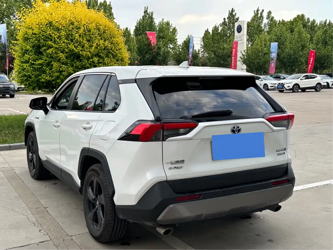 Toyota RAV4 Rongfang 2021 Facelift Hybrid 2.5L E-CVT 4WD Elite PLUS фото 5