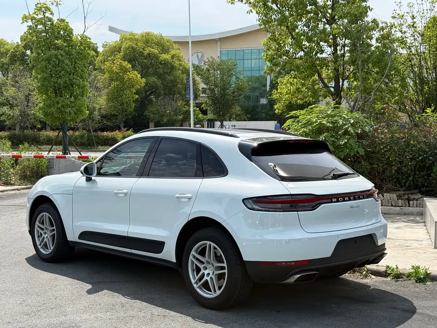 Porsche Macan 2020 Macan 2.0T фото 3