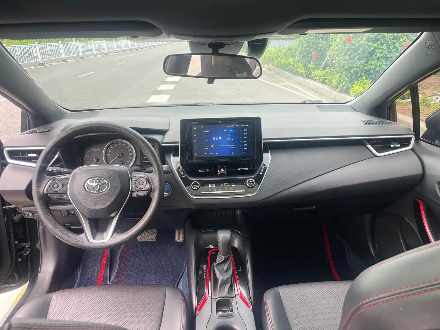 Toyota Levin 2021 Dual Engine 1.8H E-CVT Sport фото 18