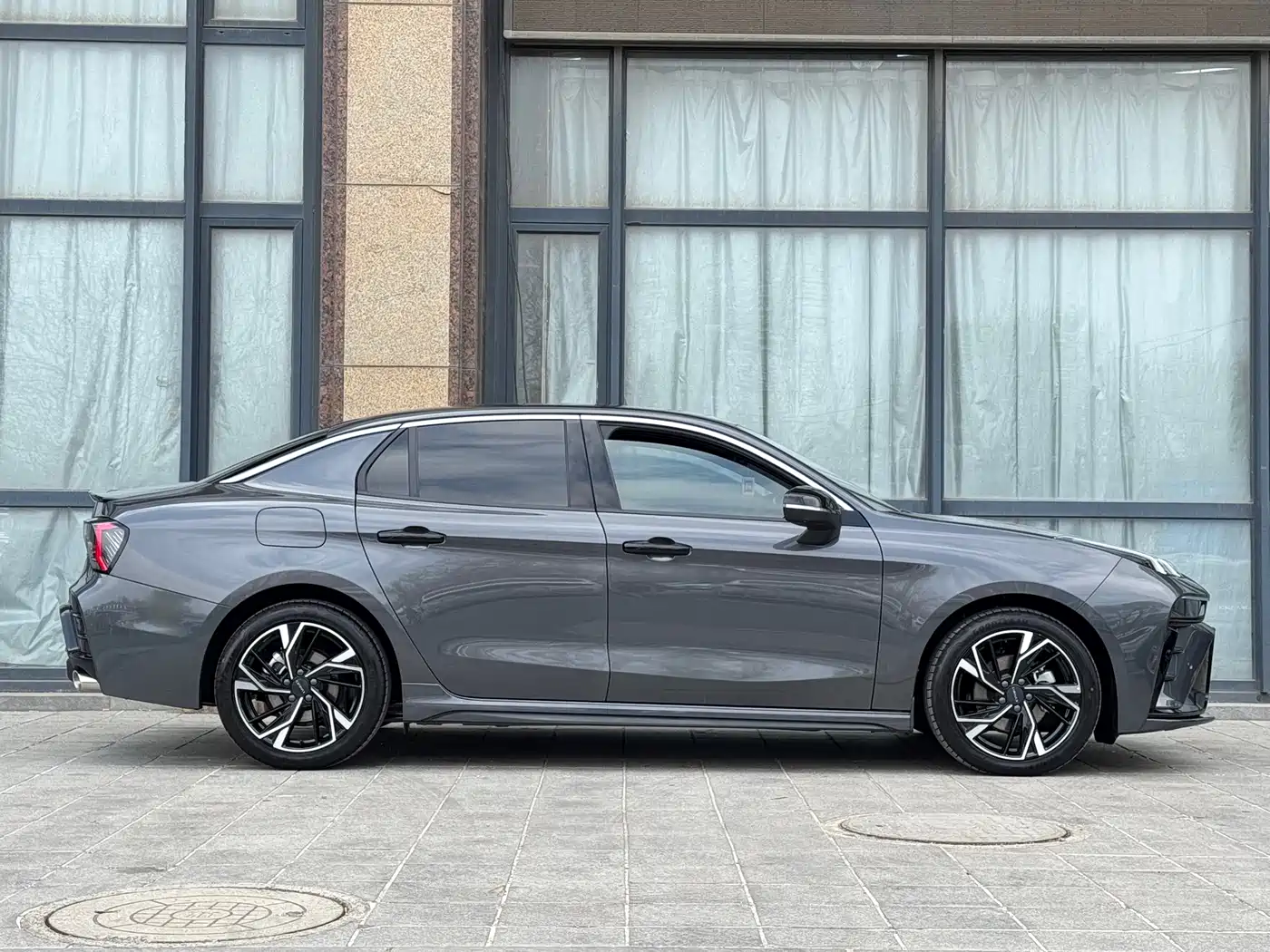 LYNK 03