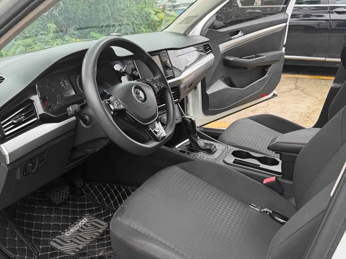 Фото 4 - Volkswagen Bora