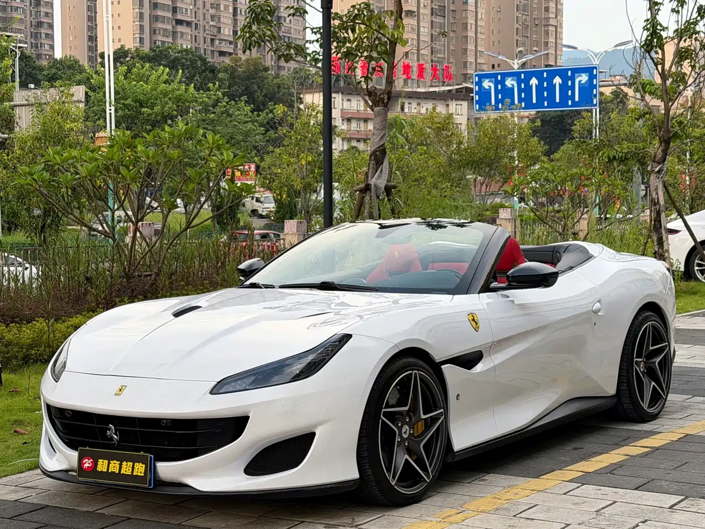 Ferrari Portofino 2019 2018 Model 3.9T
