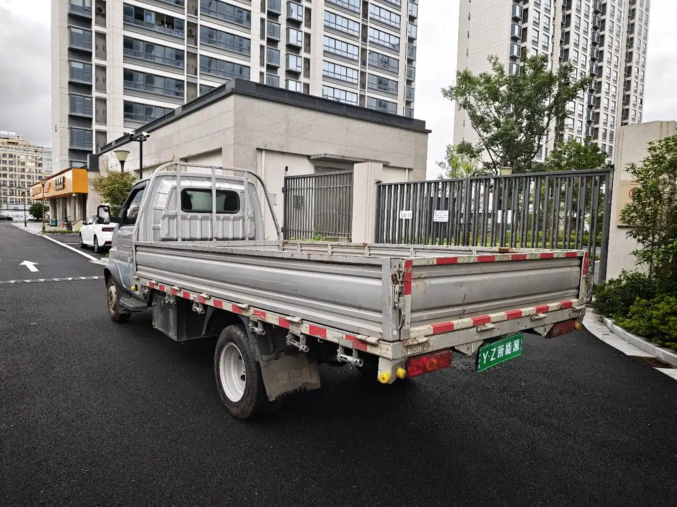 Yuan Cheng Farizon FR 2024 2023 F3E Flatbed CATL 55.7kWh