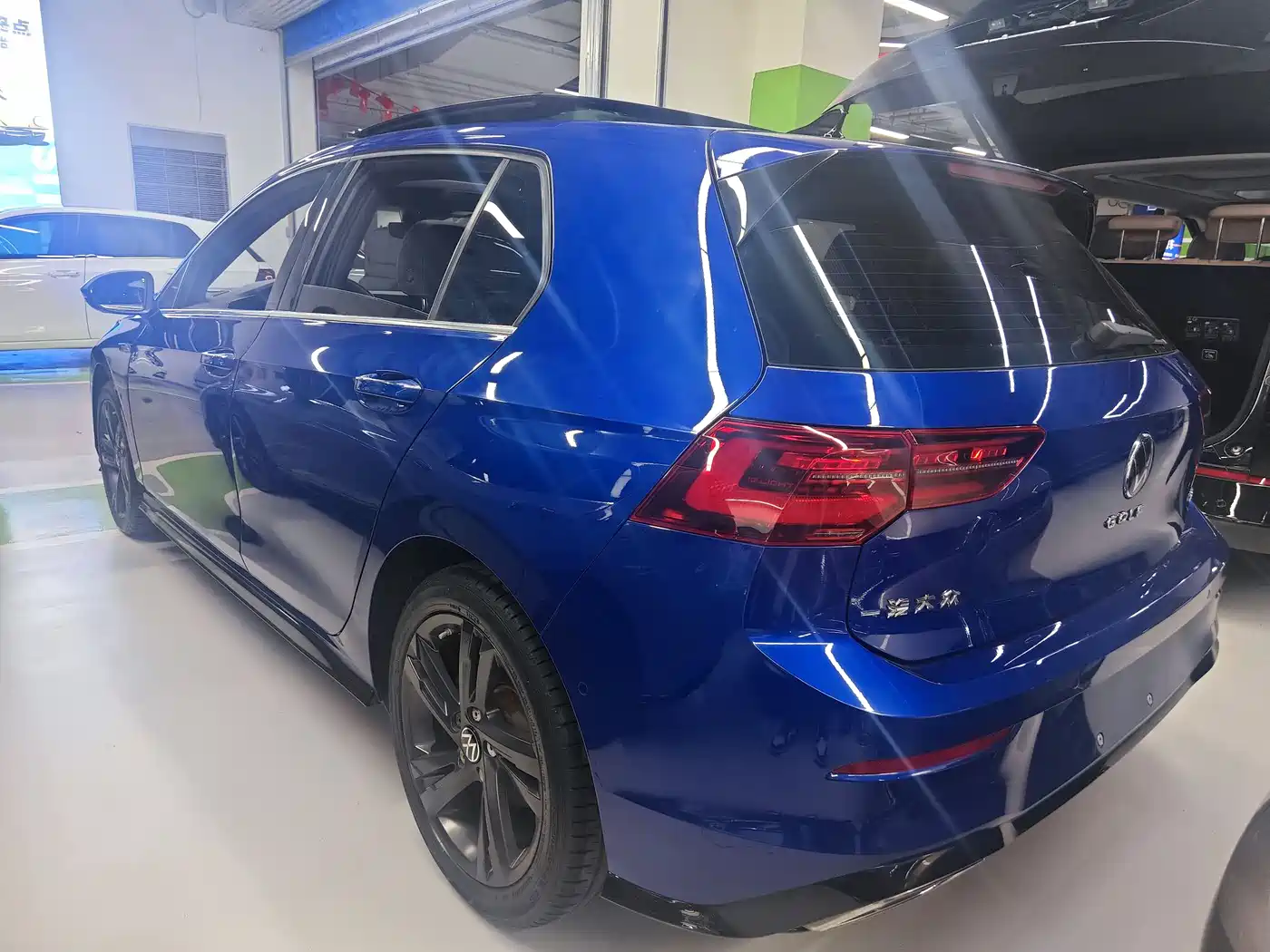 Volkswagen Golf 2021 280TSI DSG R-Line фото 10