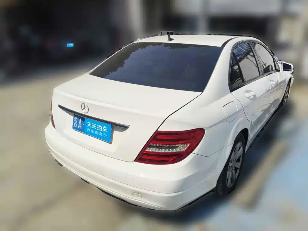 Mercedes-Benz C-Class 2013 2013 Model C 180 CGI Classic