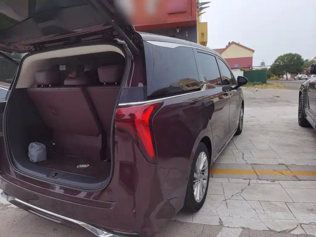 Buick Century 2024 2023 2.0T 7-Seater World Edition
