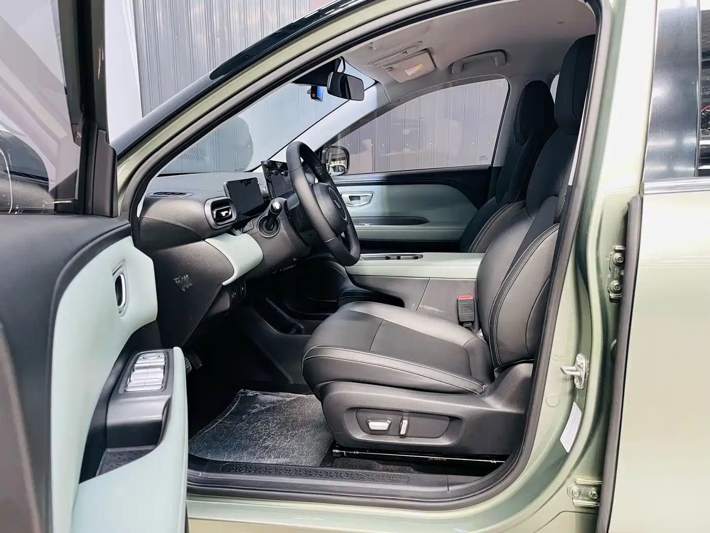 Wuling Motors Wuling Binguo PLUS 2024 2024 Model 510km Flagship Edition 4-Seater