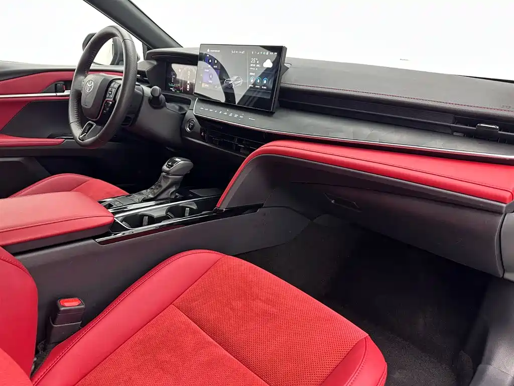Toyota Camry 2024 Model Dual Hybrid 2.0HXS Sport Plus Edition фото 17