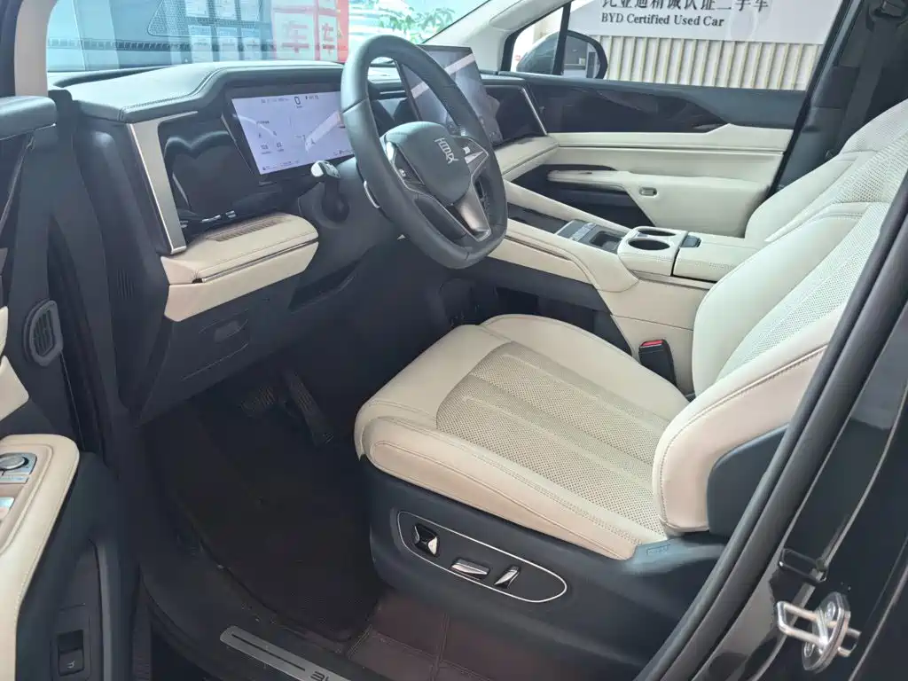 BYD Xia 2025 2026 DM-i 1.5T 218km Premium