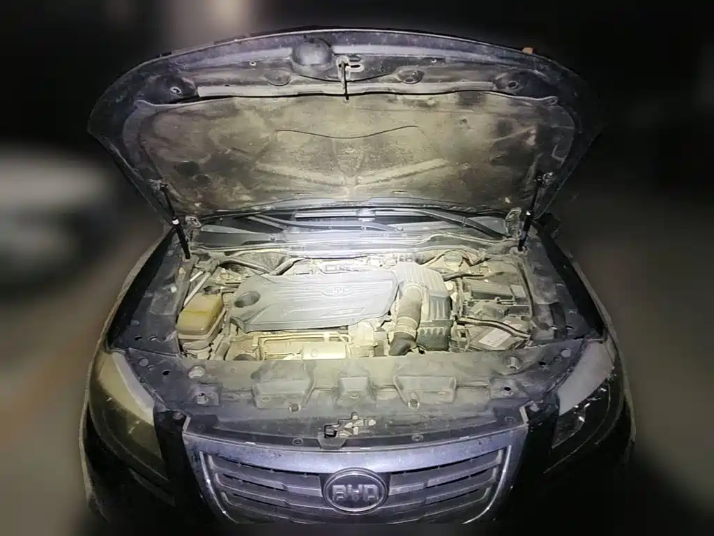 BYD G6 2014 2013 1.5TI Manual Premium