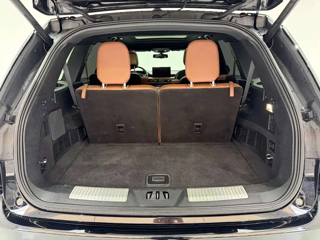 Lincoln Aviator, миниатюра 14