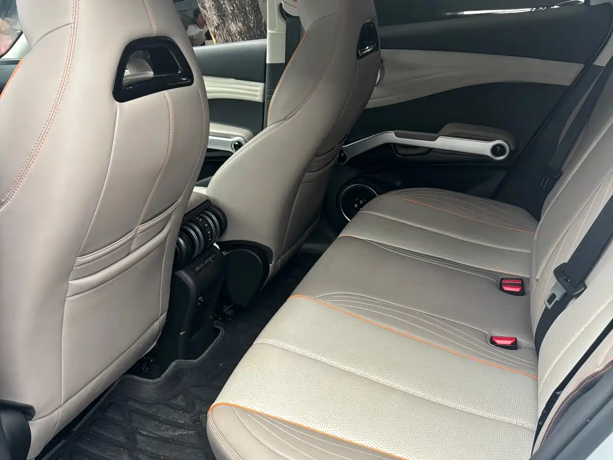 BYD Yuan PLUS 2024 Glory Edition 510KM Leading фото 6