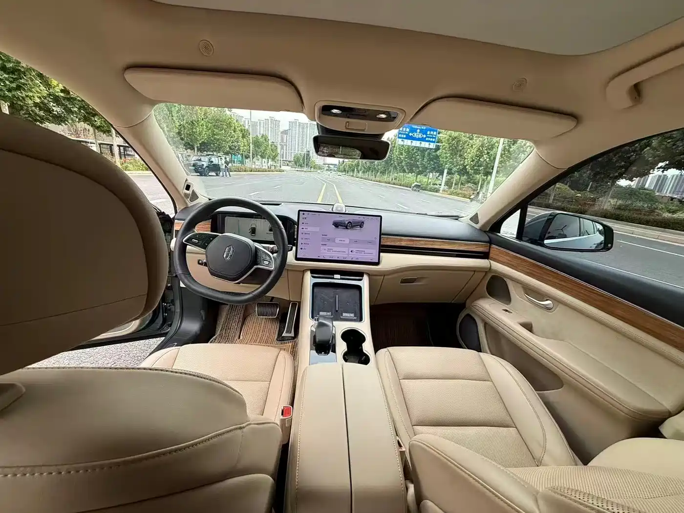 AITO Wenjie AITO M5 2024 Pure Electric Max RWD Advanced Smart Driving Edition фото 6