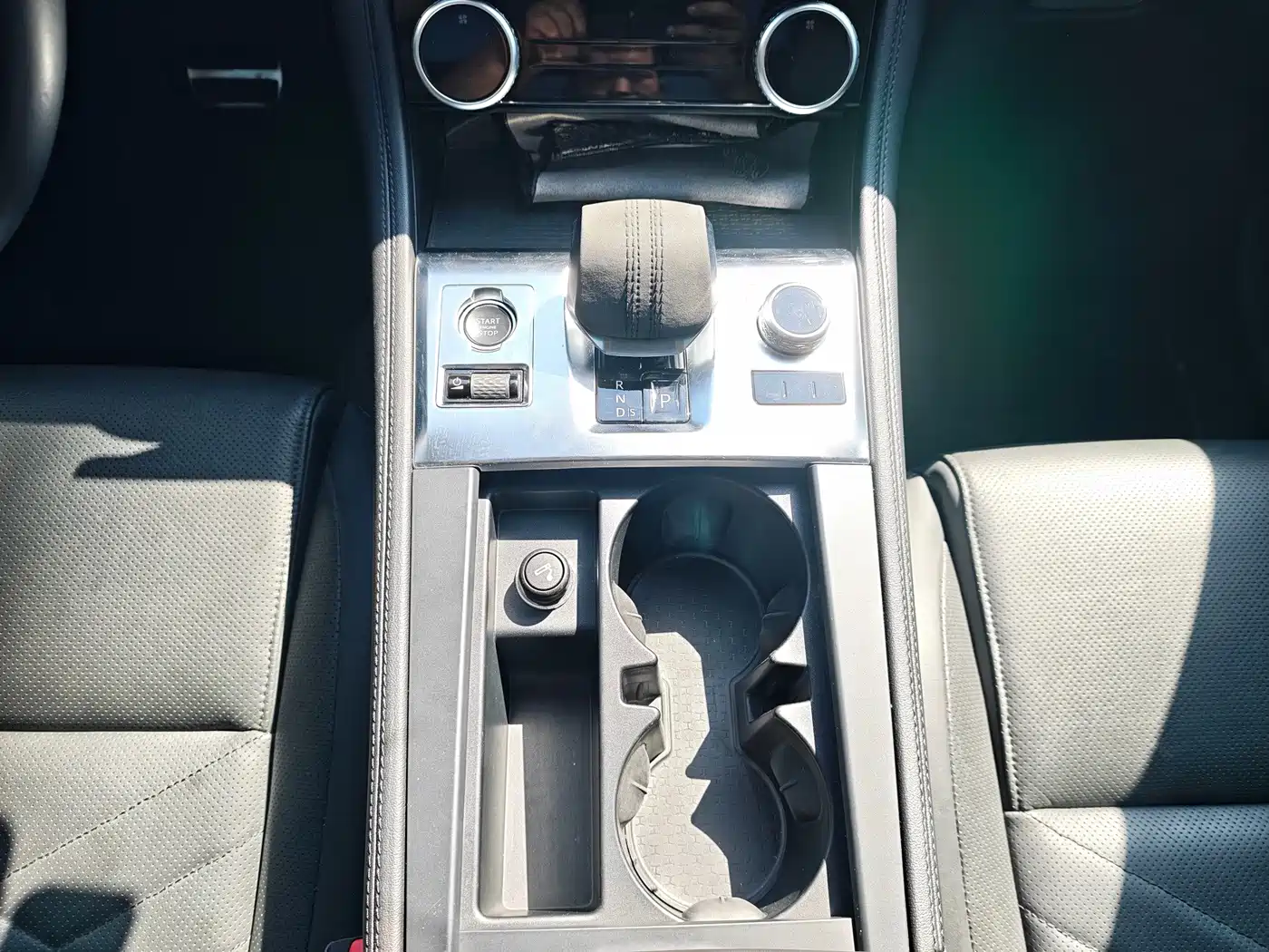 Jaguar F-PACE 2023 2022 P250 HSE