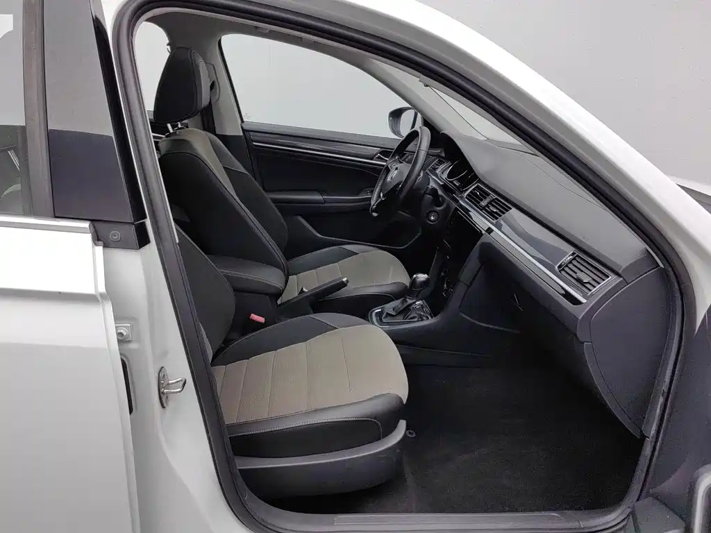 Фото 23 - Volkswagen C-TREK