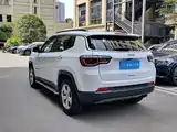 Фото 4 - Jeep Compass