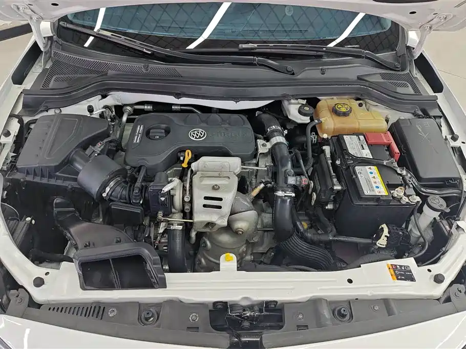 Buick Excelle 2018 15T Dual Clutch Elite (China V) фото 10