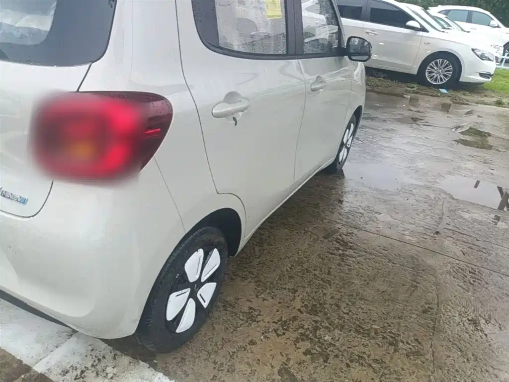 Wuling Motors Hongguang MINIEV 2026 2025 4-Door Advanced