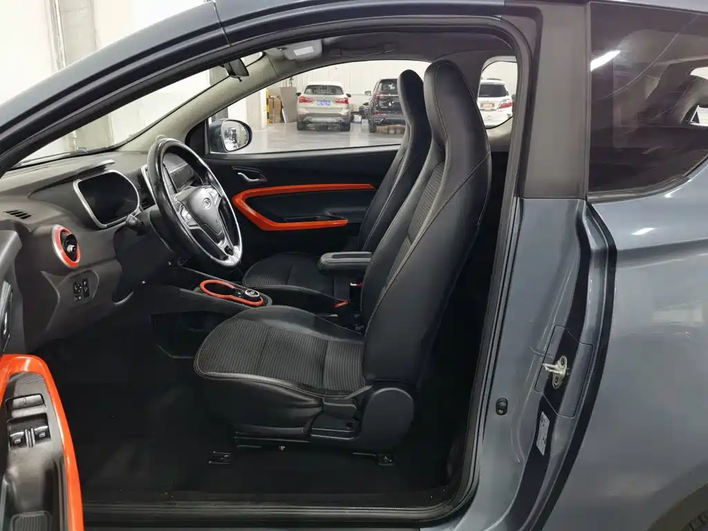 QQ New Energy Little Ant 2019 2019 4-Seater Smart Enjoyment Edition 30.6kWh