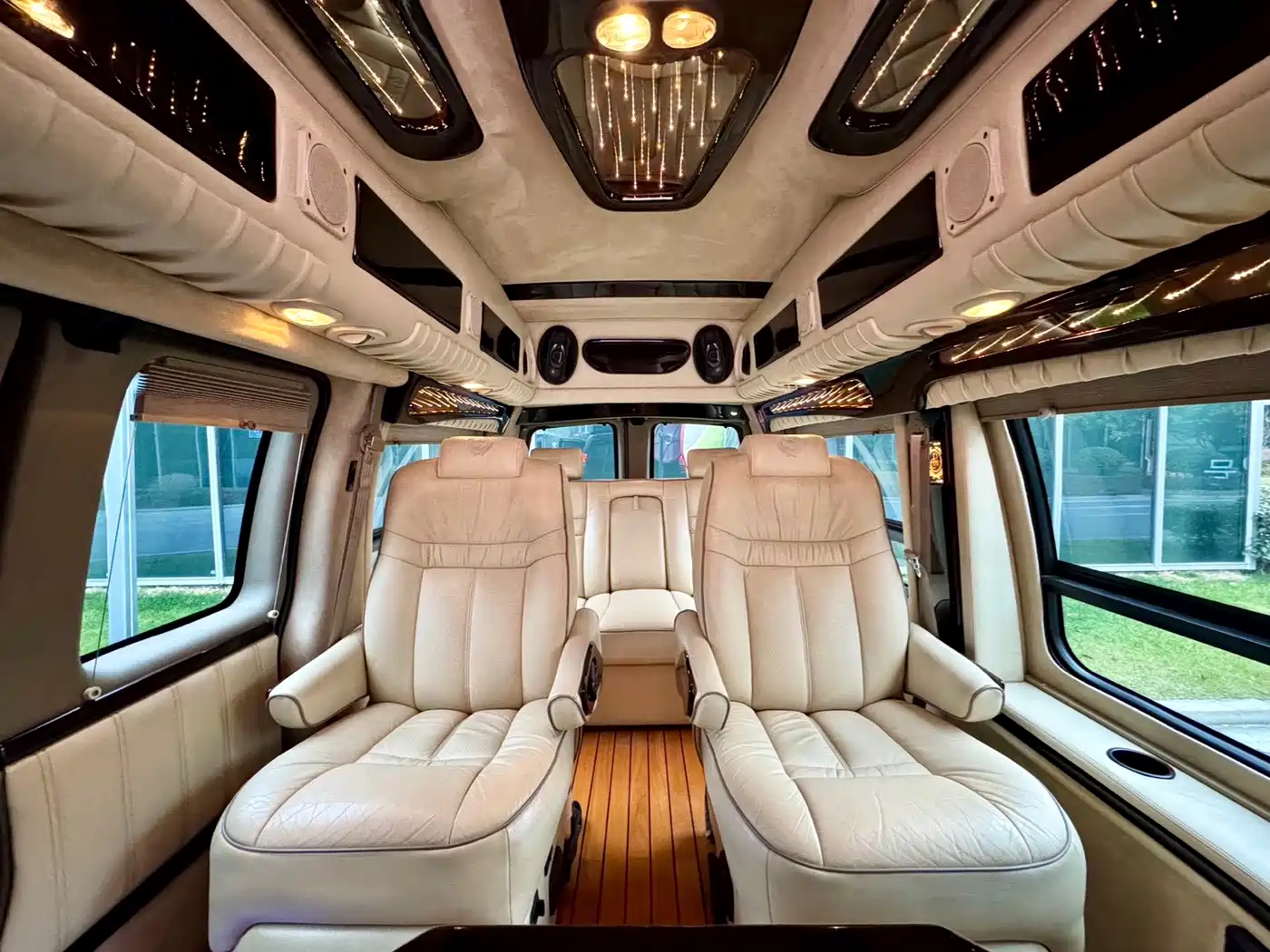 GMC Savana 2011 2011 5.3L Business Star 7-Seater