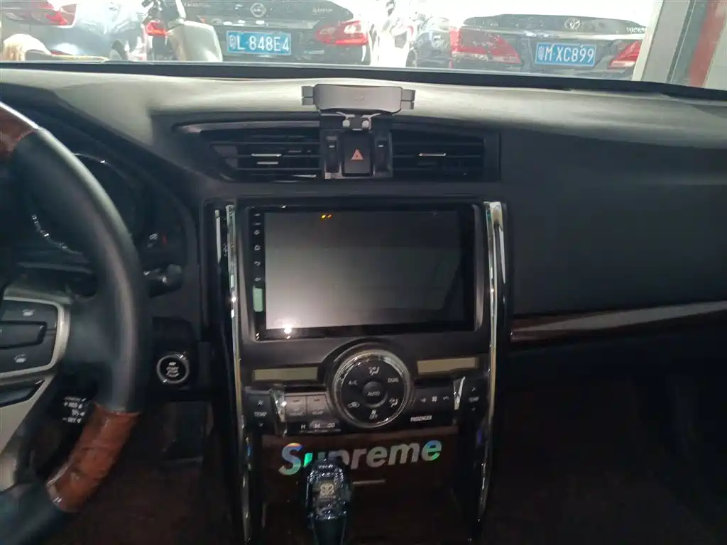 Toyota Reiz 2013 2.5V Premium Edition фото 6