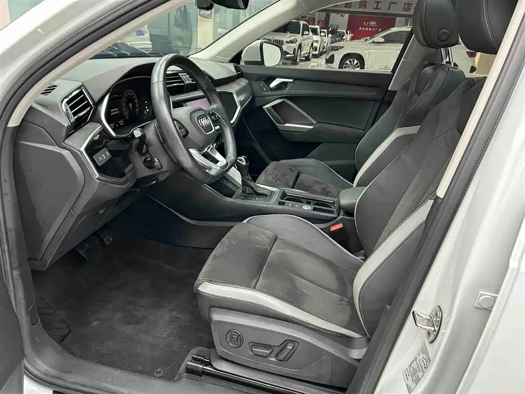 Audi Q3 2022 35 TFSI Fashion Dynamic фото 11