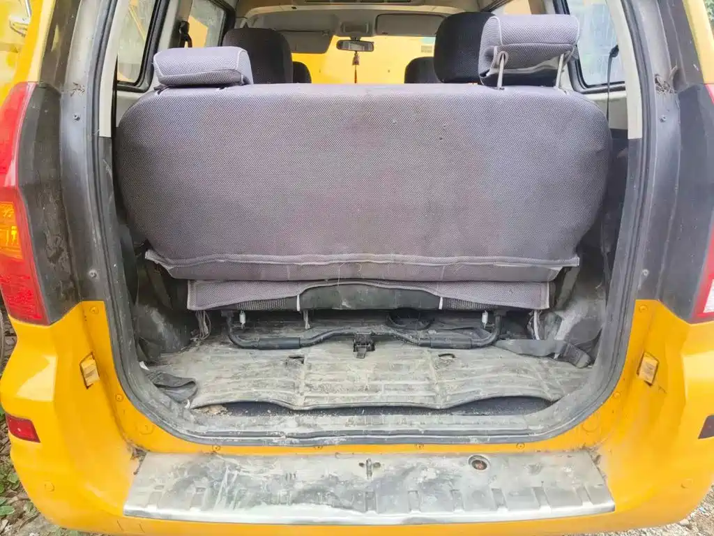 Dongfeng Fengguang Fengguang 330 2015 2014 1.5L Manual Utility DK15