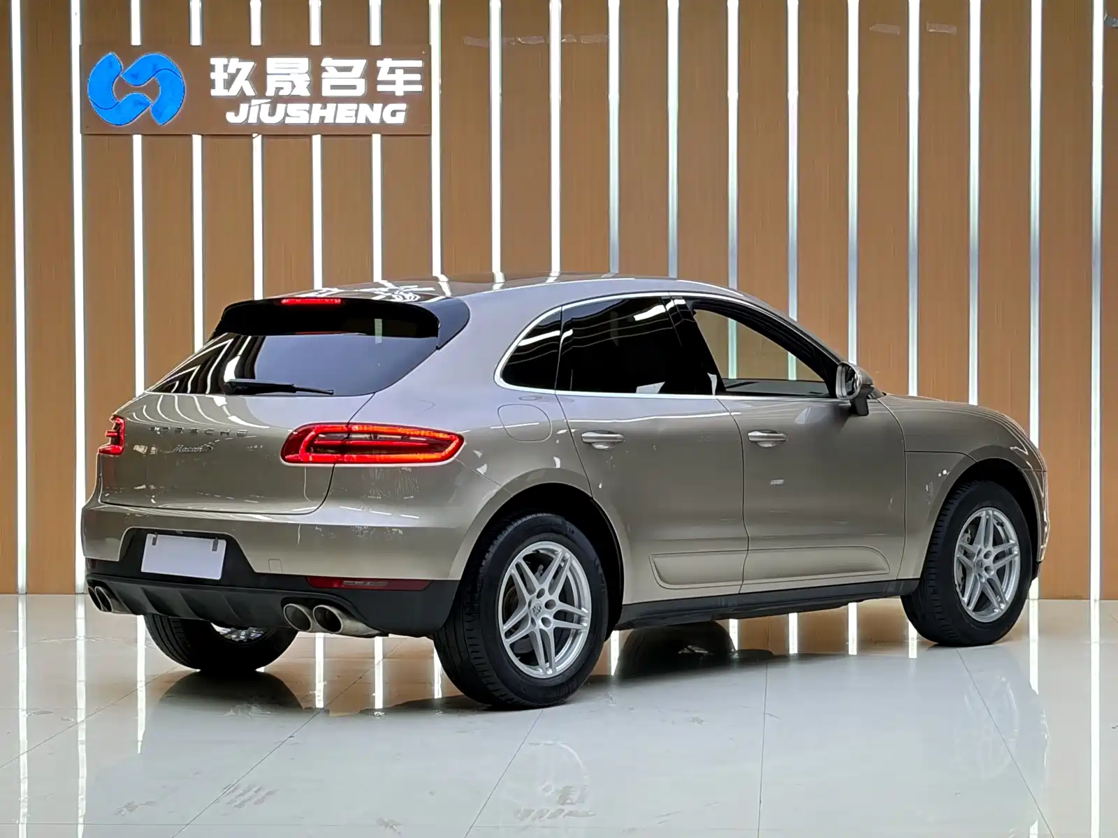Фото 21 - Porsche Macan