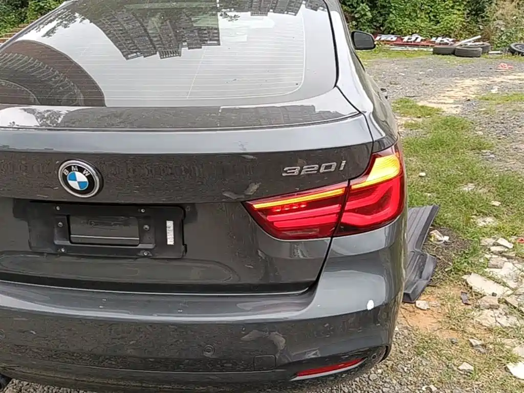 BMW 3 Series GT 2019 320i M Sport Model фото 8