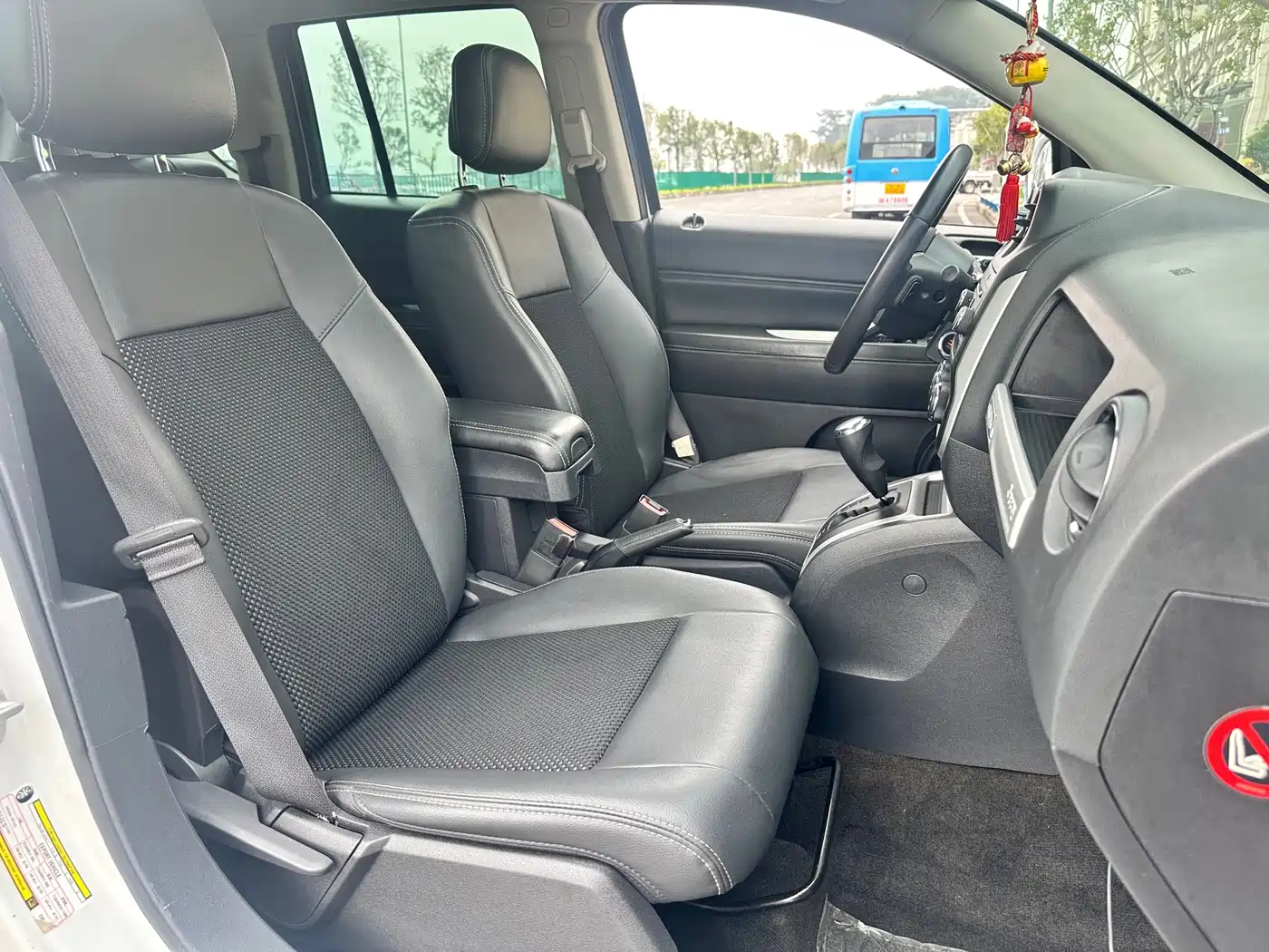 Jeep Compass (Import) 2014 2014 Facelift 2.4L 4WD Comfort Edition