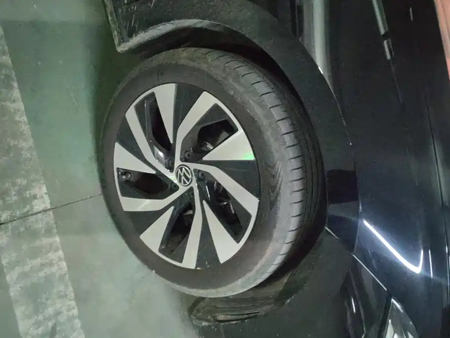 Фото 6 - Volkswagen Passat