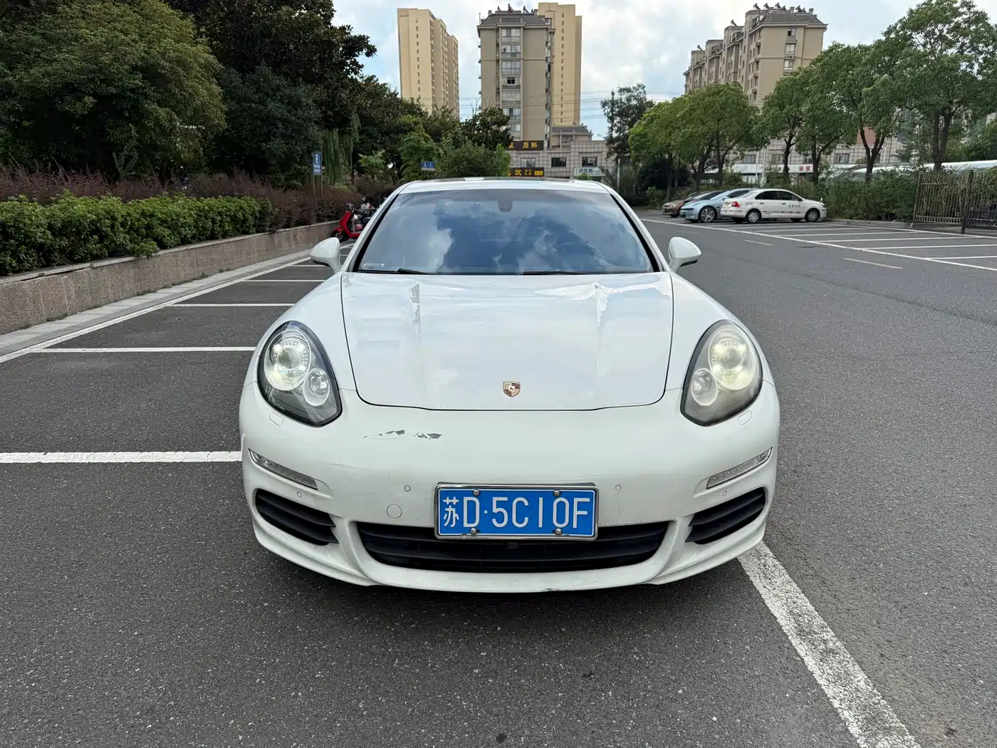 Фото 2 - Porsche Panamera