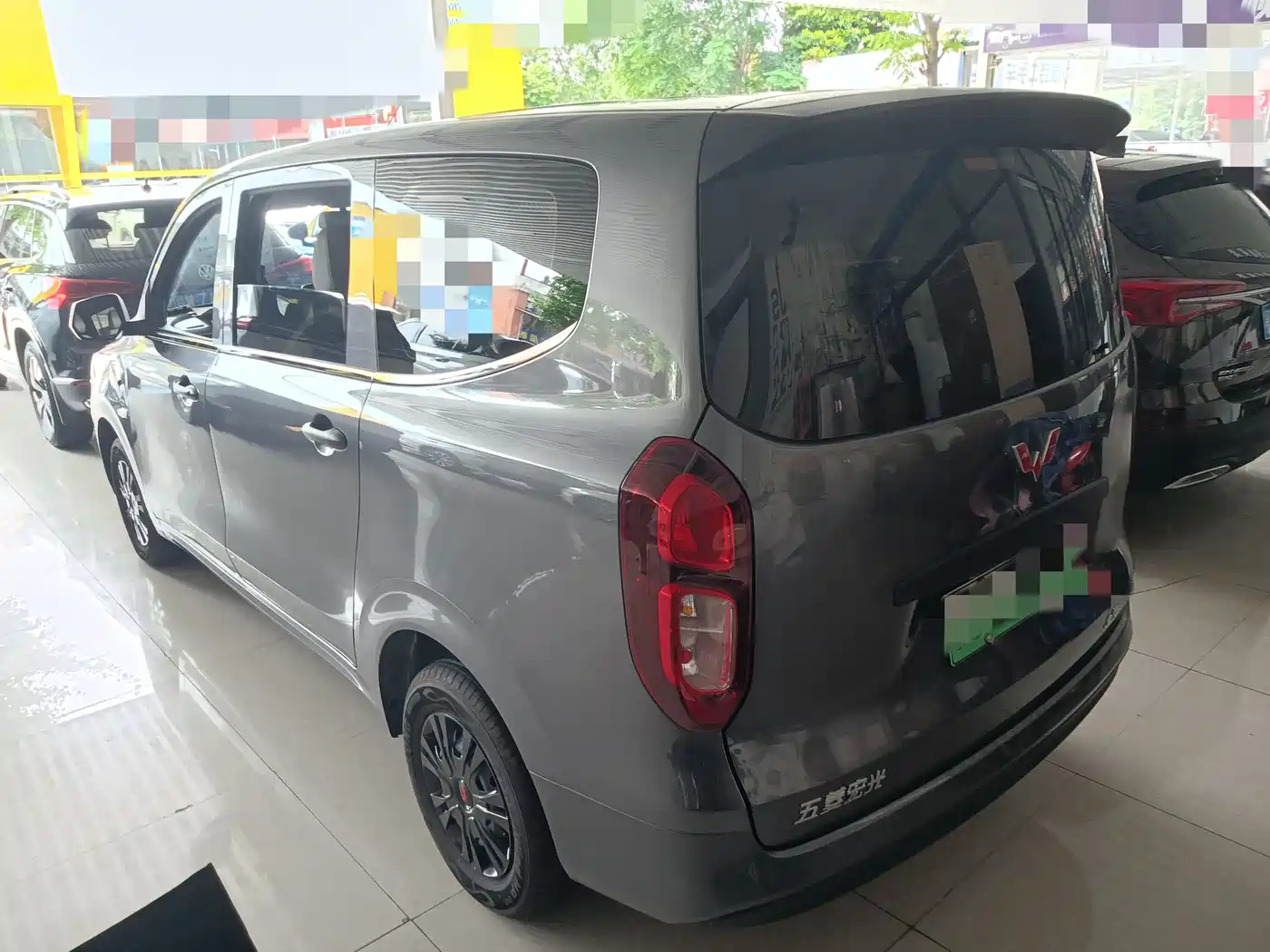 Фото 9 - Wuling Motors Wuling Hongguang New Energy
