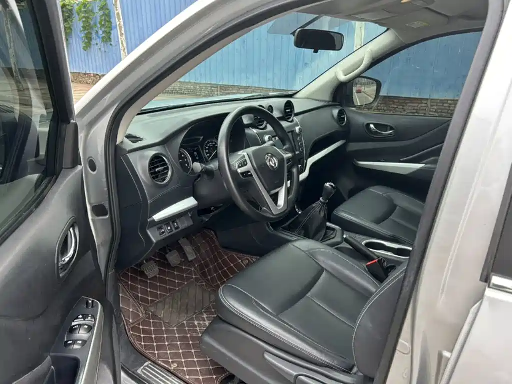 Dongfeng Palasso 2021 2021 1.8T Manual 4WD Elite Edition