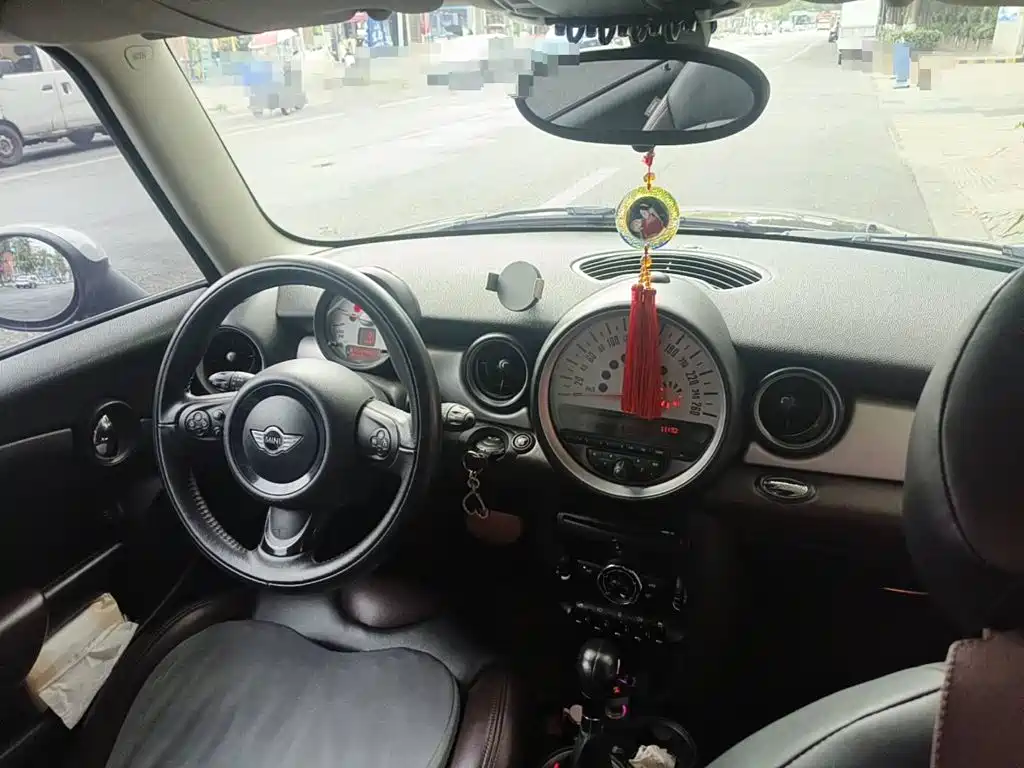 MINI MINI 2012 2011 1.6L COOPER Fun