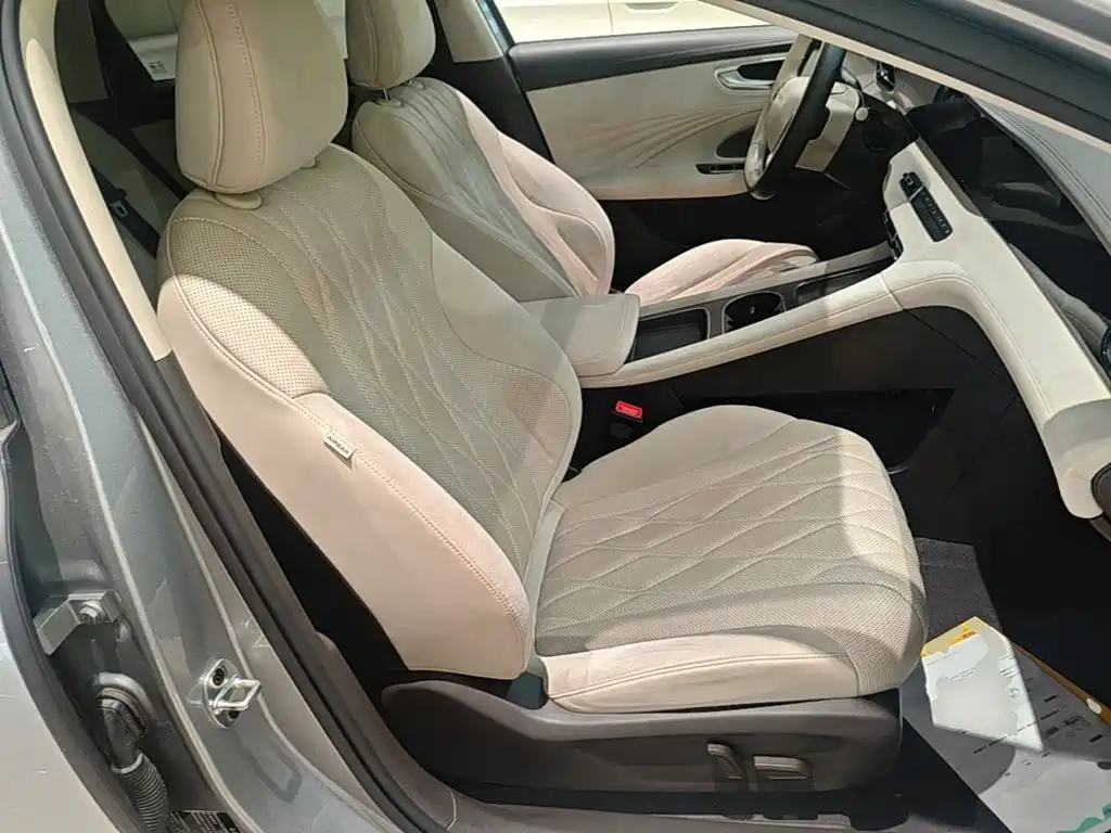 Roewe D7 2024 2023 DMH 125km Flagship Edition