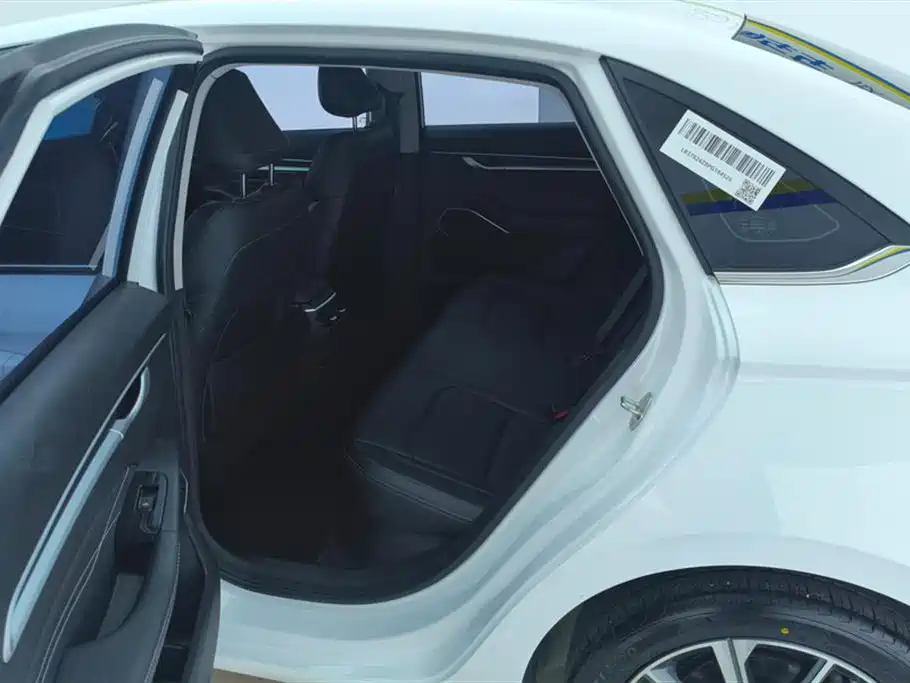 GEELY AUTOMOBILE EMGRAND