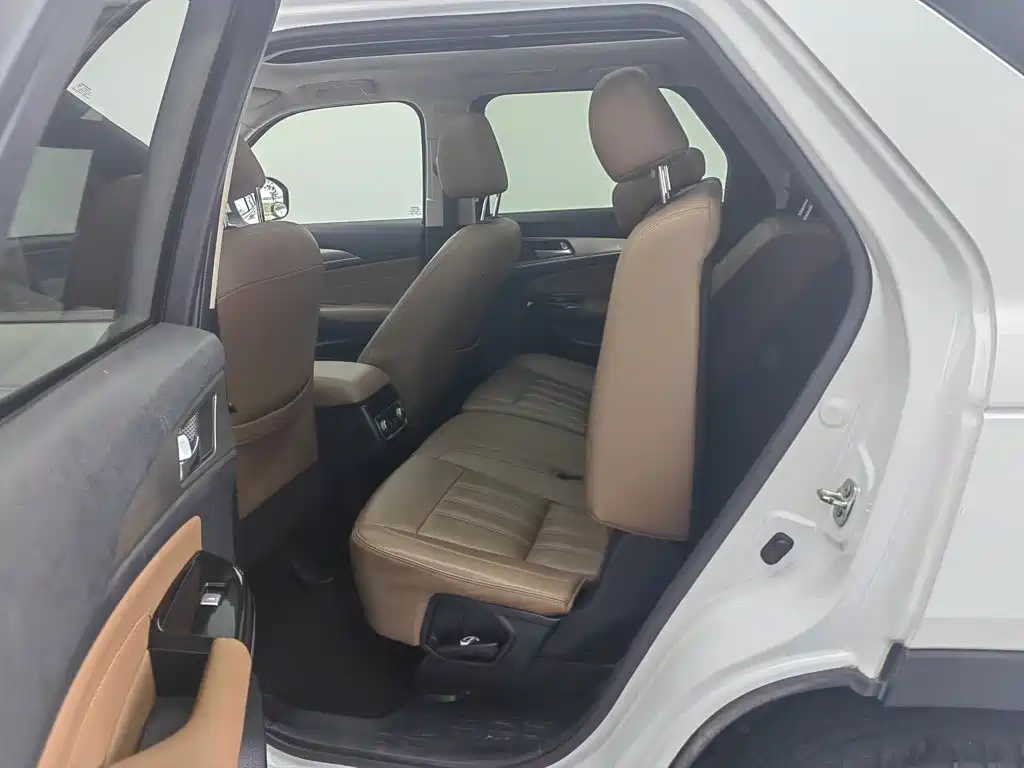 Changan CS95 2018 2017 2.0T 2WD Intelligent Expansion Edition