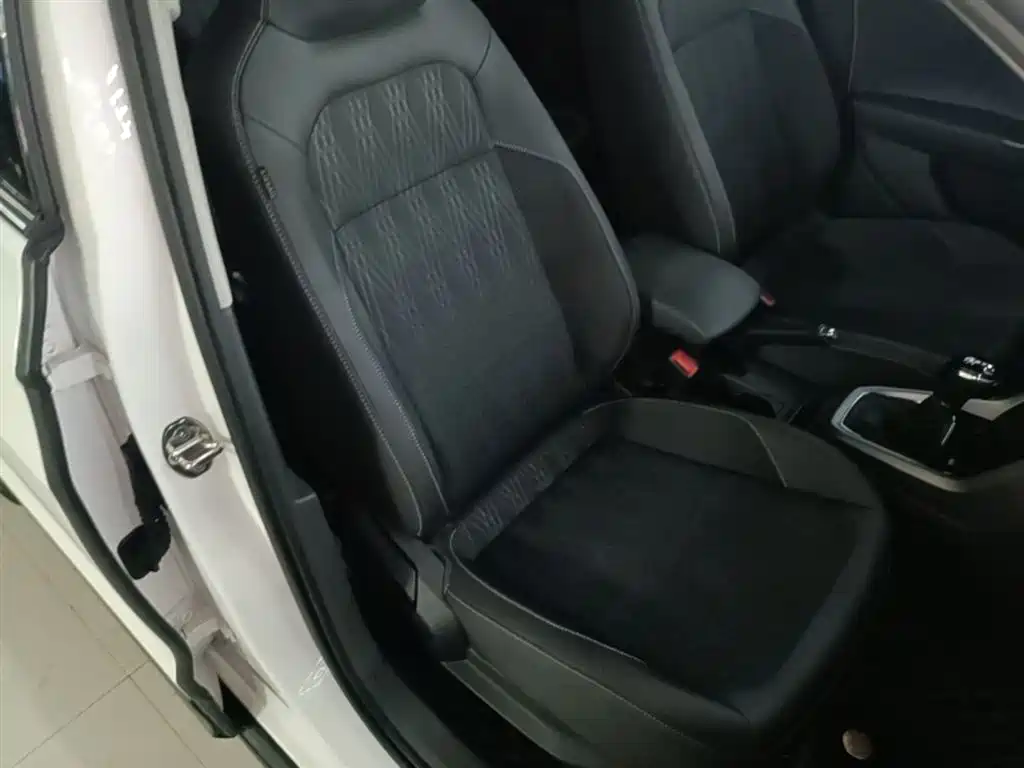 Volkswagen T-Cross 2019 280TSI DSG Comfort Edition фото 25