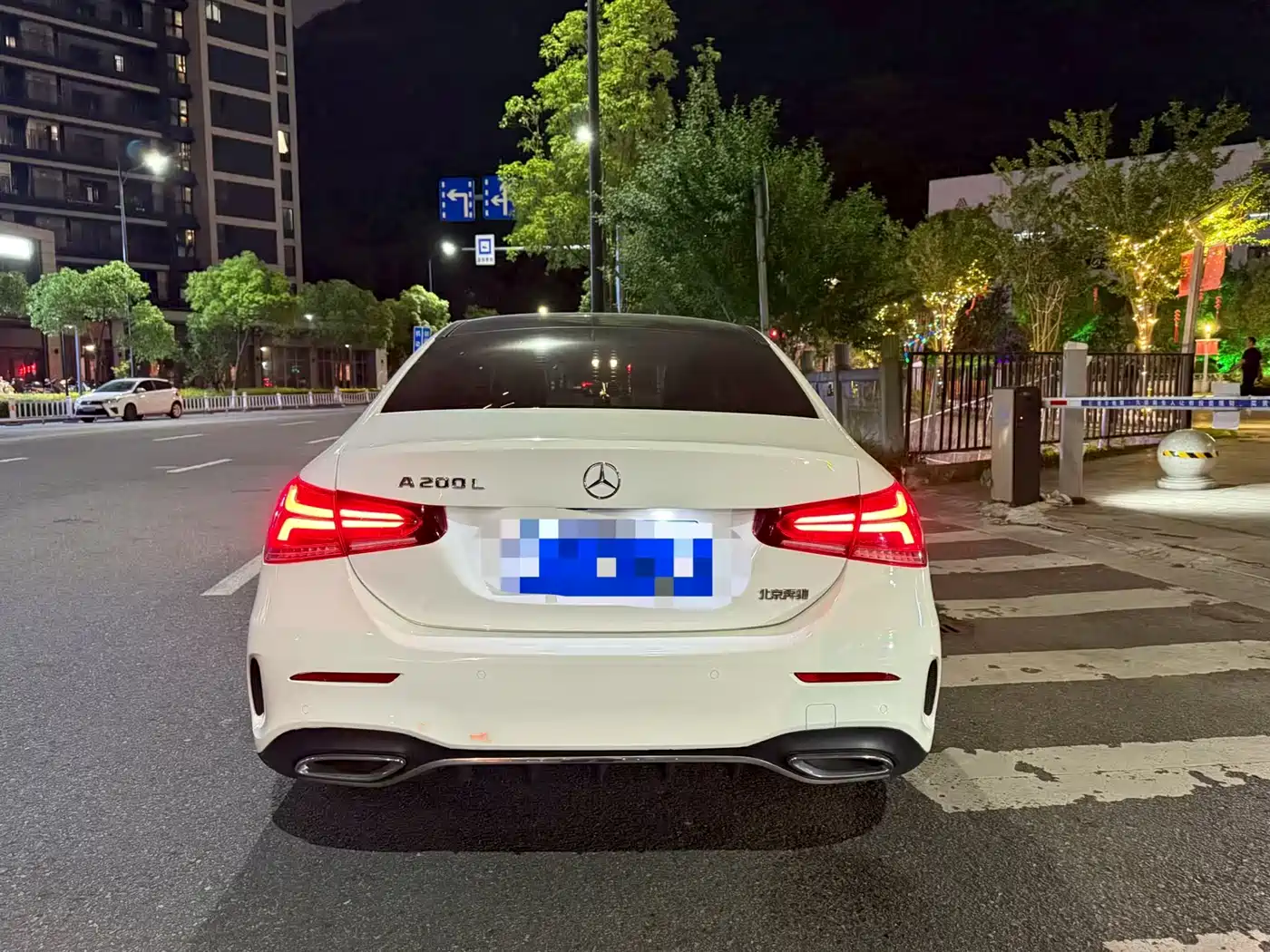 Mercedes-Benz A-Class 2020 A 200 L Sport Sedan фото 9