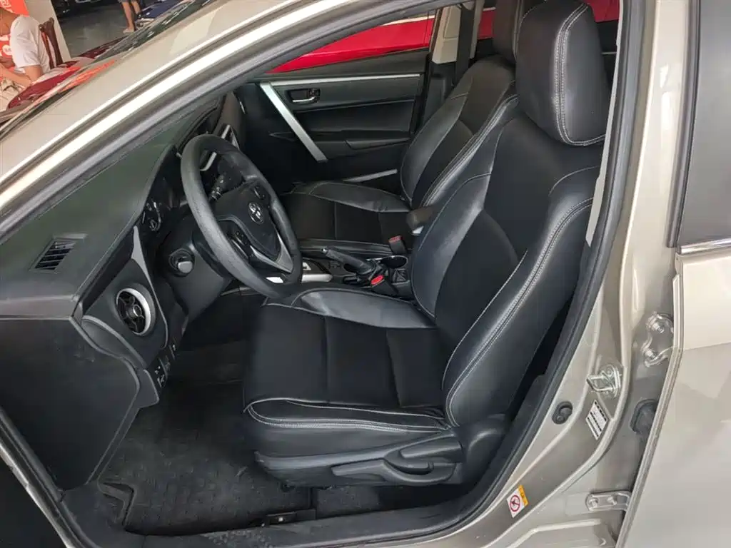 Toyota Corolla 2017 Facelift 1.2T S-CVT GL-i фото 15
