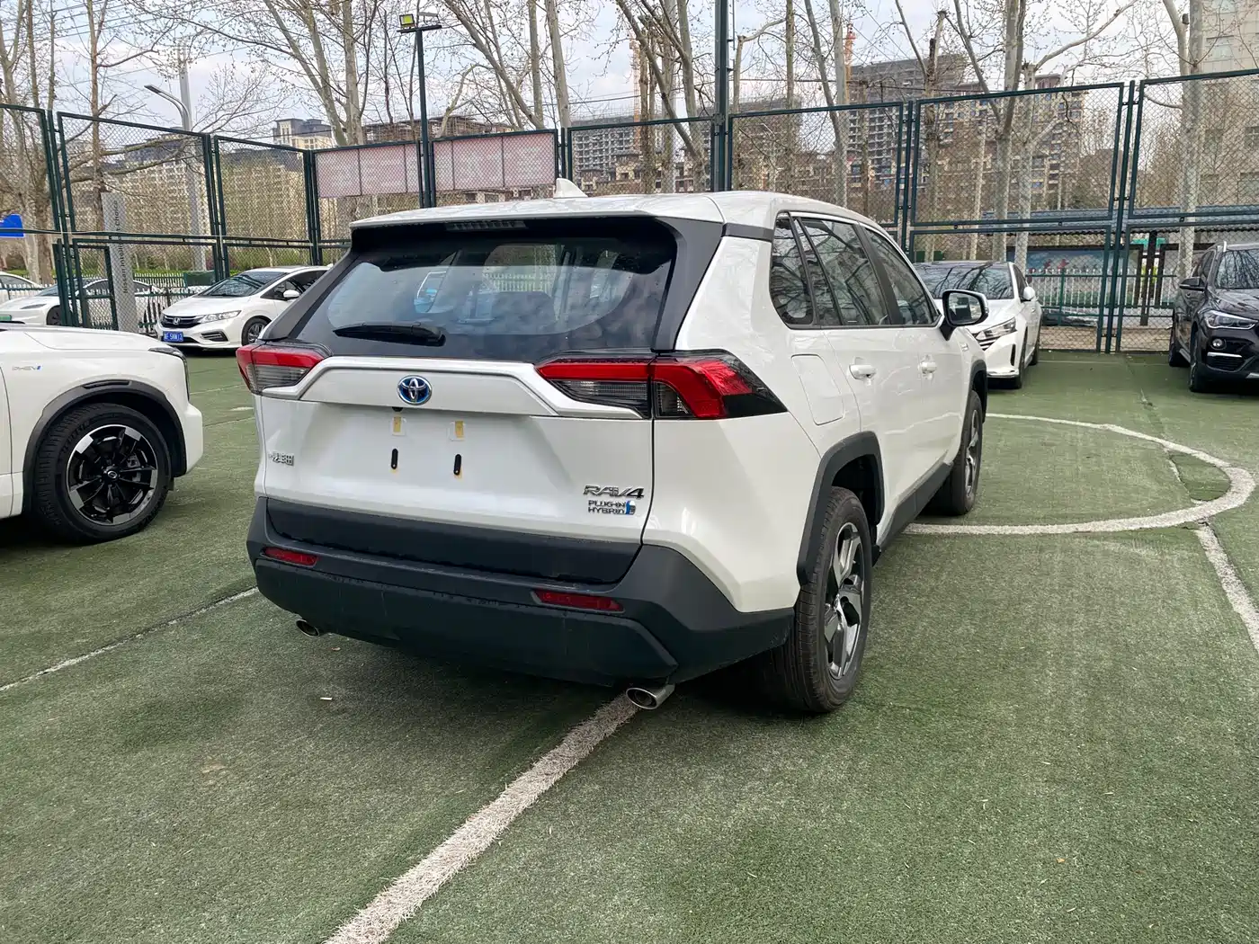 Toyota RAV4 Rongfang Dual Engine E+ 2024 2.5L 2WD Elite Pro фото 4
