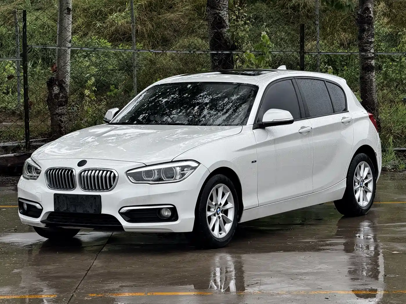 BMW 1 Series (Import) 2016 2015 118i Urban Design Package