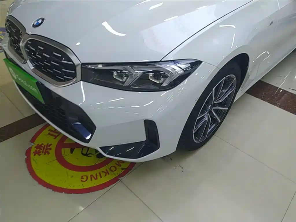 BMW 3 Series 2024 325Li M Sport Package фото 24