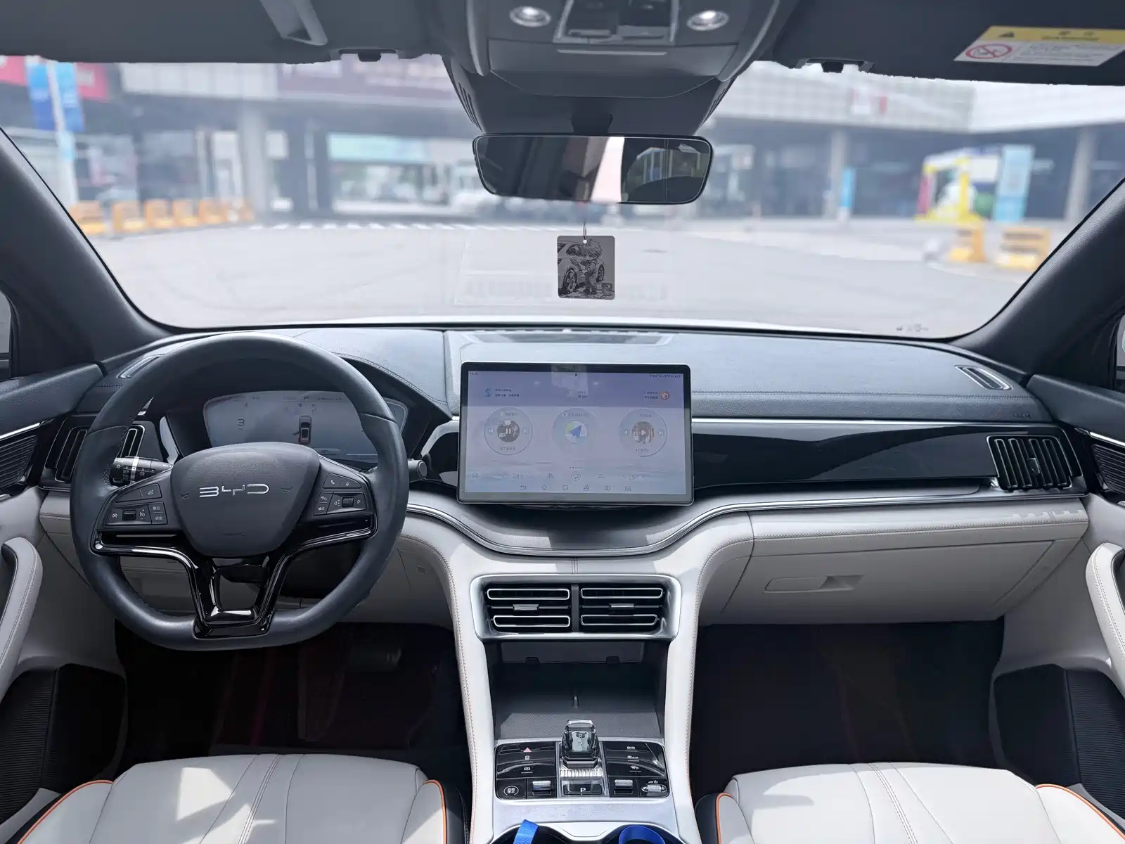 Photo 9 - BYD Song PLUS PHEV