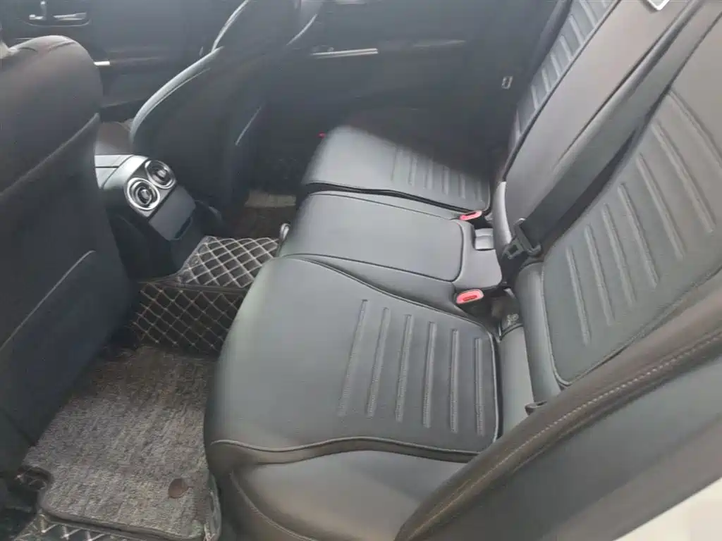 Mercedes-Benz C-Class 2022 Facelift C 260 L Sport фото 17