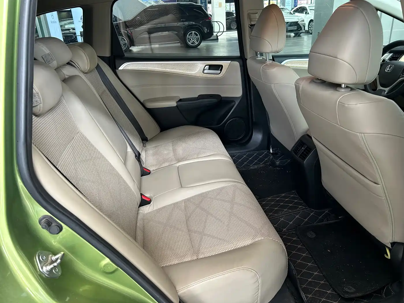 Honda Jade 2014 2013 1.8L Automatic Comfort Edition 5-seater